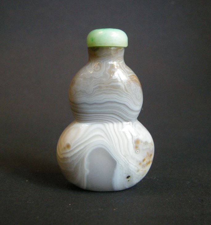 Agate banded snuff bottle double gourd | MasterArt